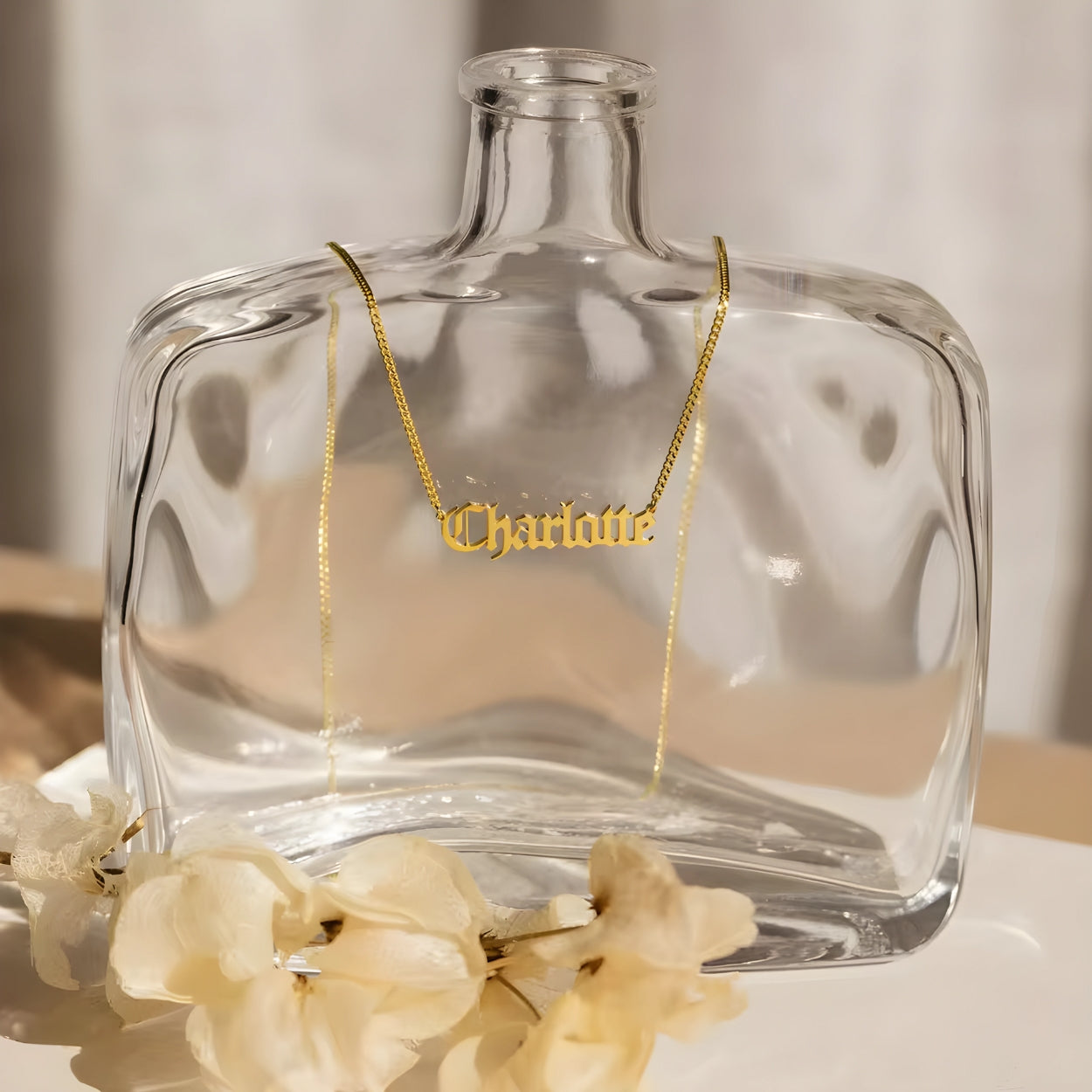 Personalized Classic English Name Necklace